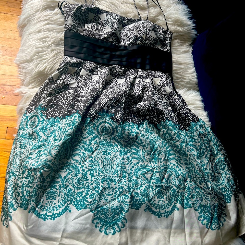 Never worn aqua black cream dress. For date night this summer.